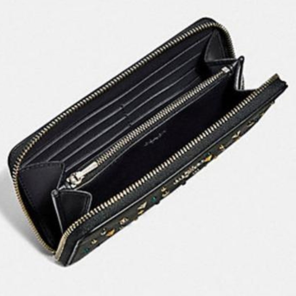 Coach Star Studded Black Pebble Leather Wallet NWT - Picture 5 of 15